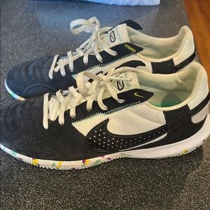Nike Indoor soccer shoes Size 7 in men’s sizing
